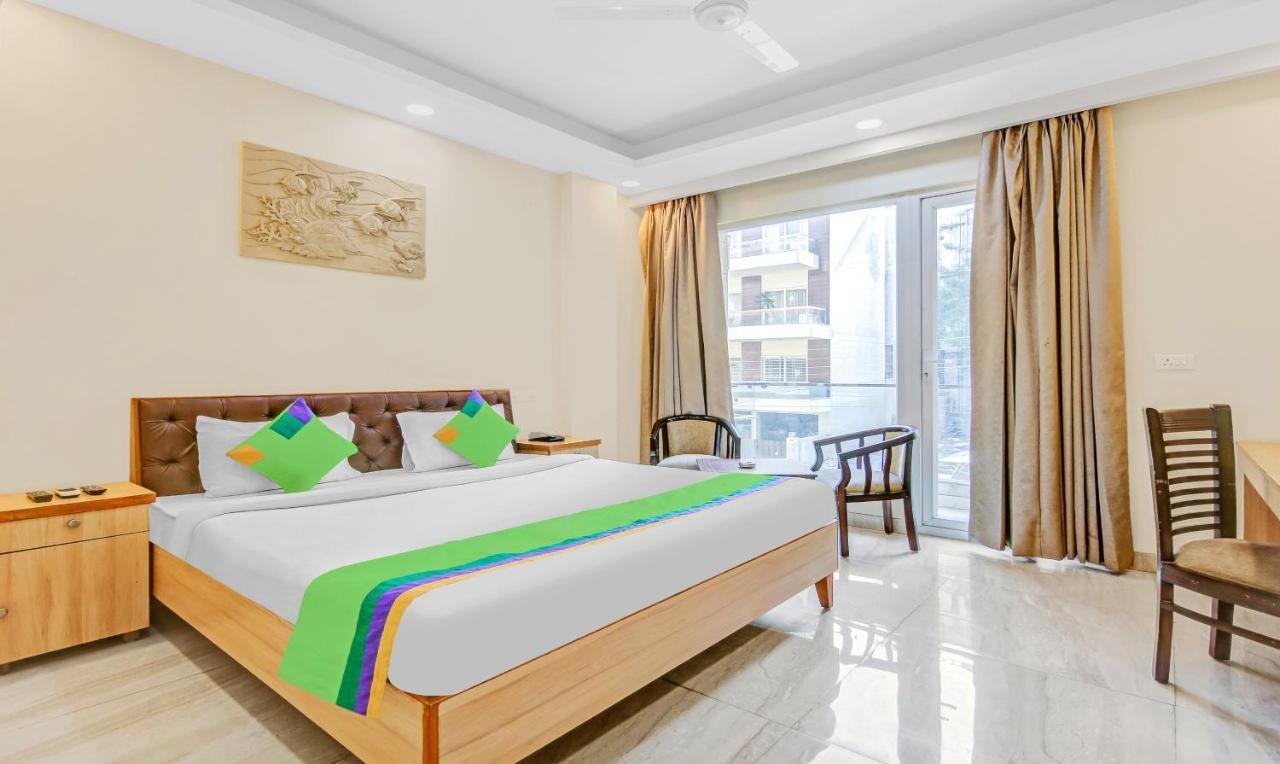 Treebo Sai Village Gold Souk - Sec 43 Gurgaon Zewnętrze zdjęcie