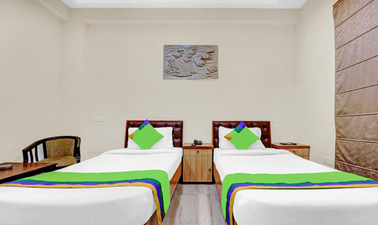 Treebo Sai Village Gold Souk - Sec 43 Gurgaon Zewnętrze zdjęcie