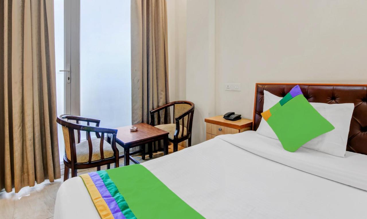 Treebo Sai Village Gold Souk - Sec 43 Gurgaon Zewnętrze zdjęcie