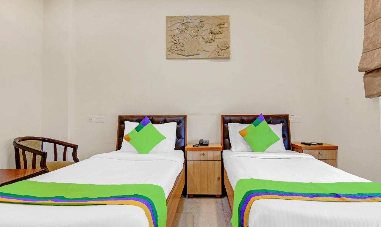 Treebo Sai Village Gold Souk - Sec 43 Gurgaon Zewnętrze zdjęcie