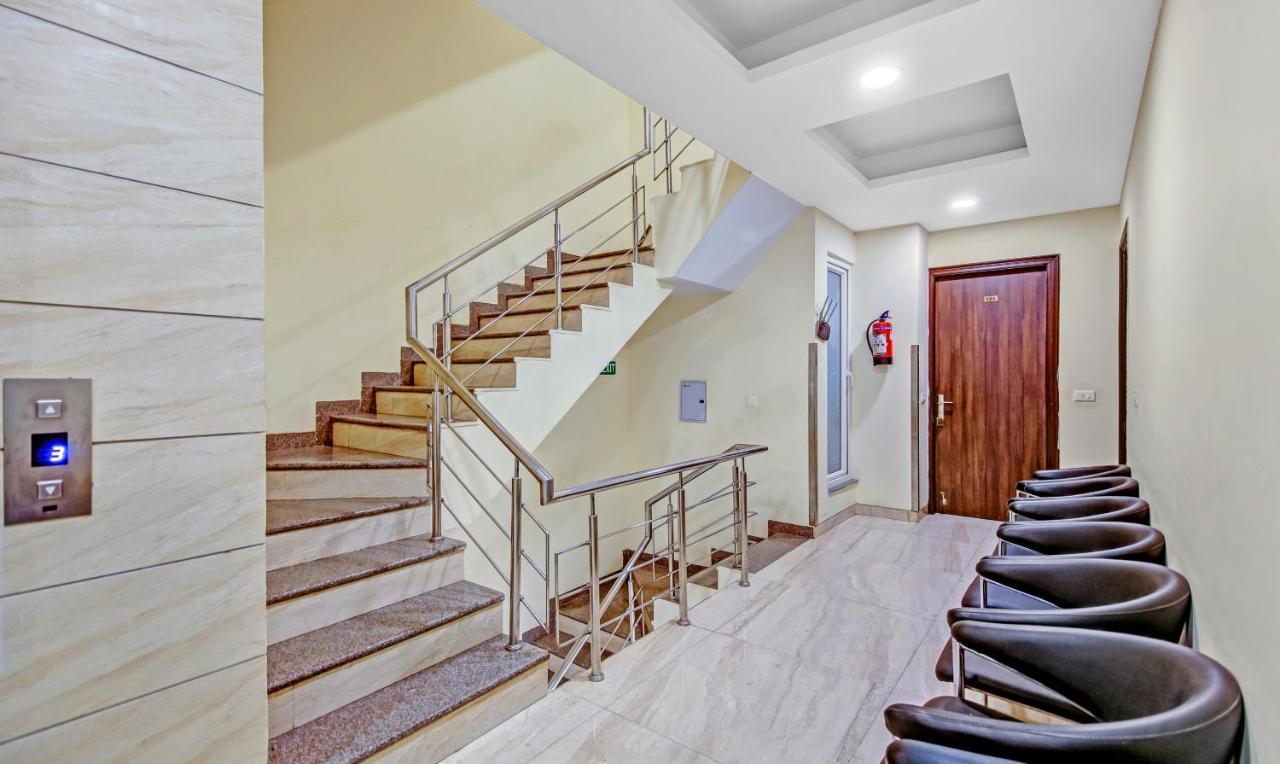 Treebo Sai Village Gold Souk - Sec 43 Gurgaon Zewnętrze zdjęcie