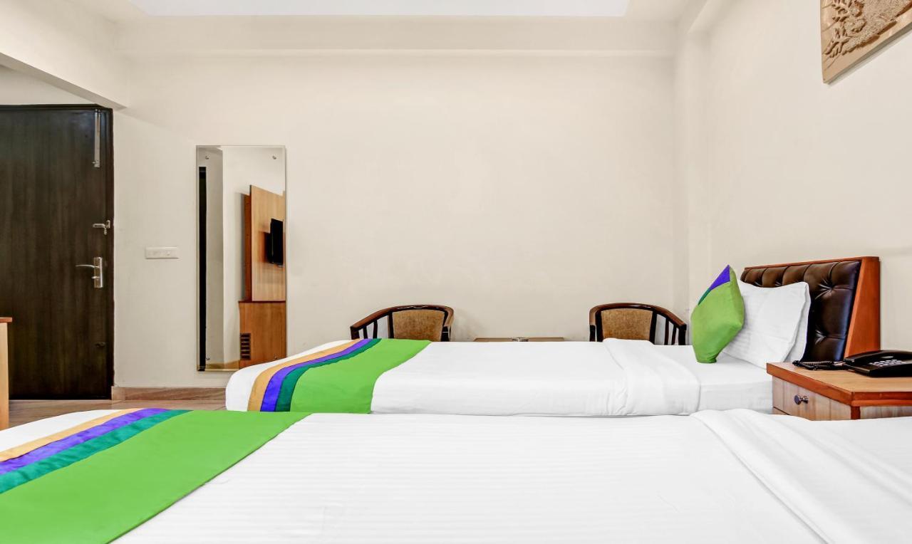 Treebo Sai Village Gold Souk - Sec 43 Gurgaon Zewnętrze zdjęcie